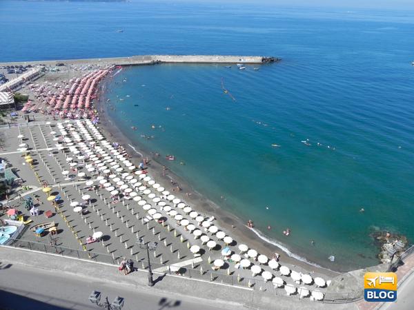 *Ottimo per investimento – Appartamento a Meta, a pochi passi dal mare*